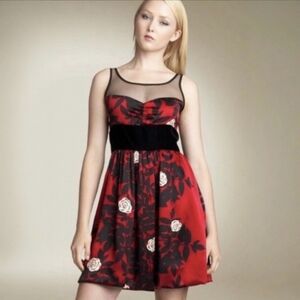 Anthropologie Plenty Frock by Tracy Reese Size 8 100% Silk Red Floral